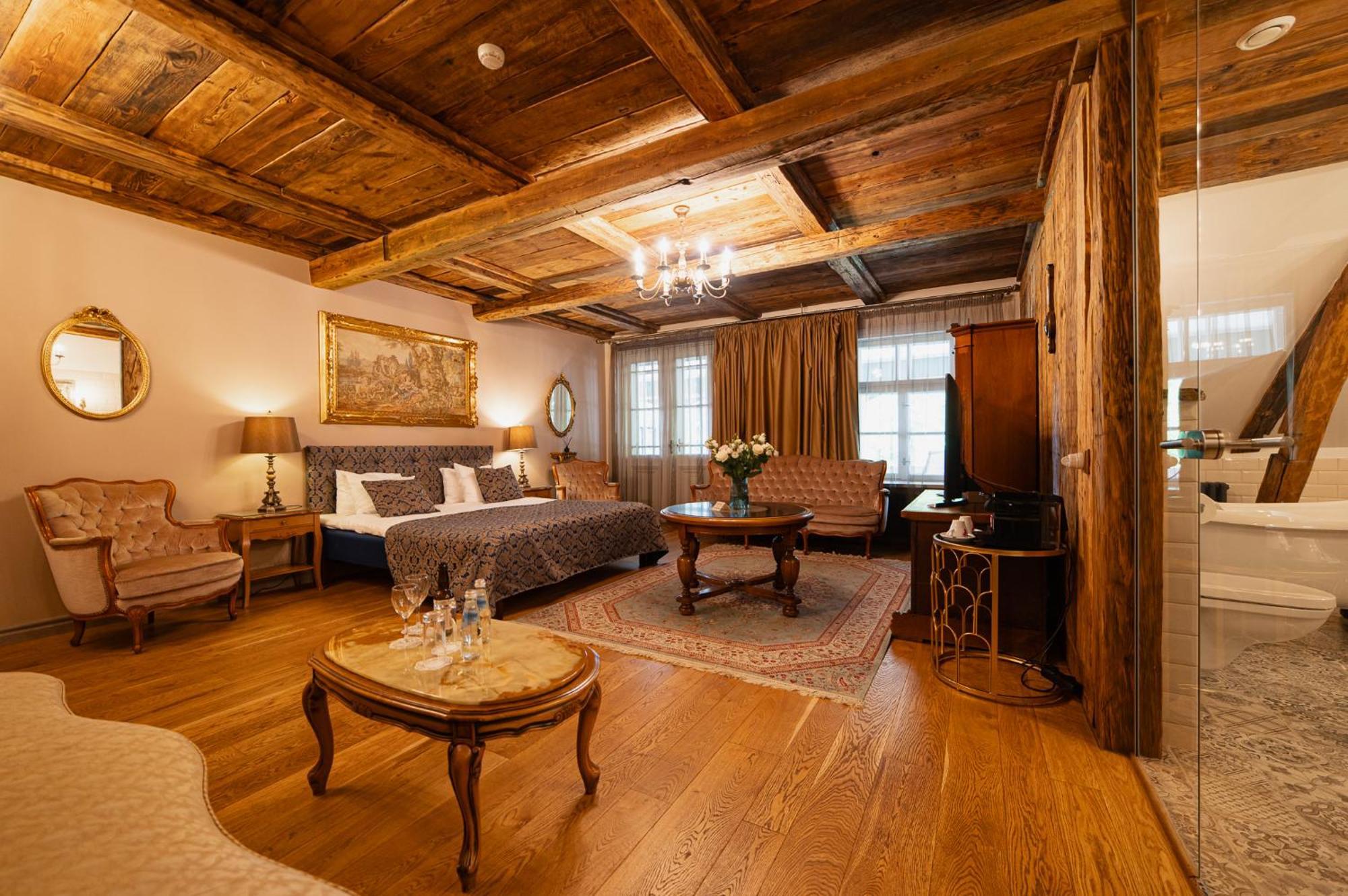 Boutique Hotel Virkas Muiza Kuldīga Buitenkant foto