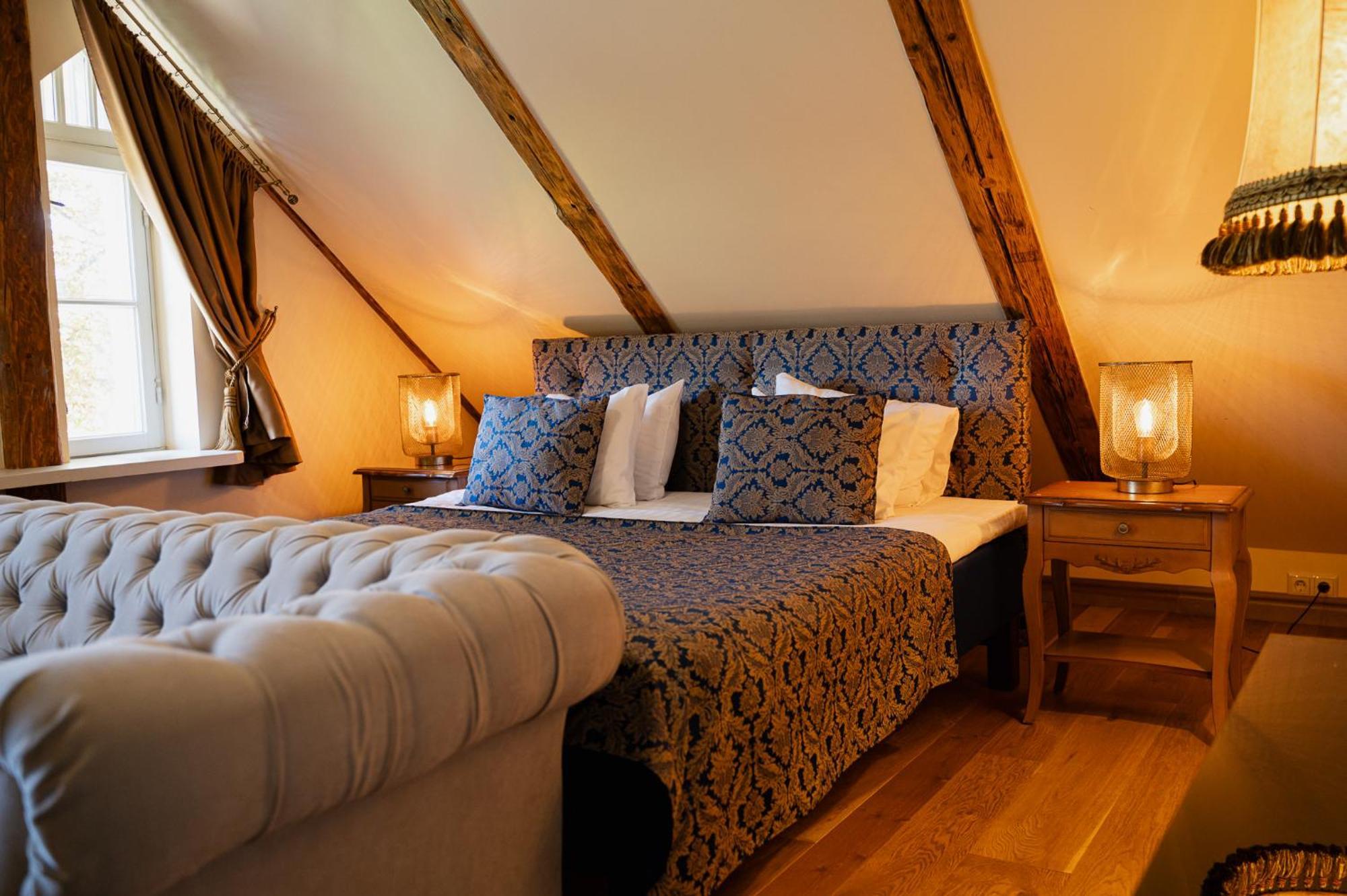 Boutique Hotel Virkas Muiza Kuldīga Buitenkant foto