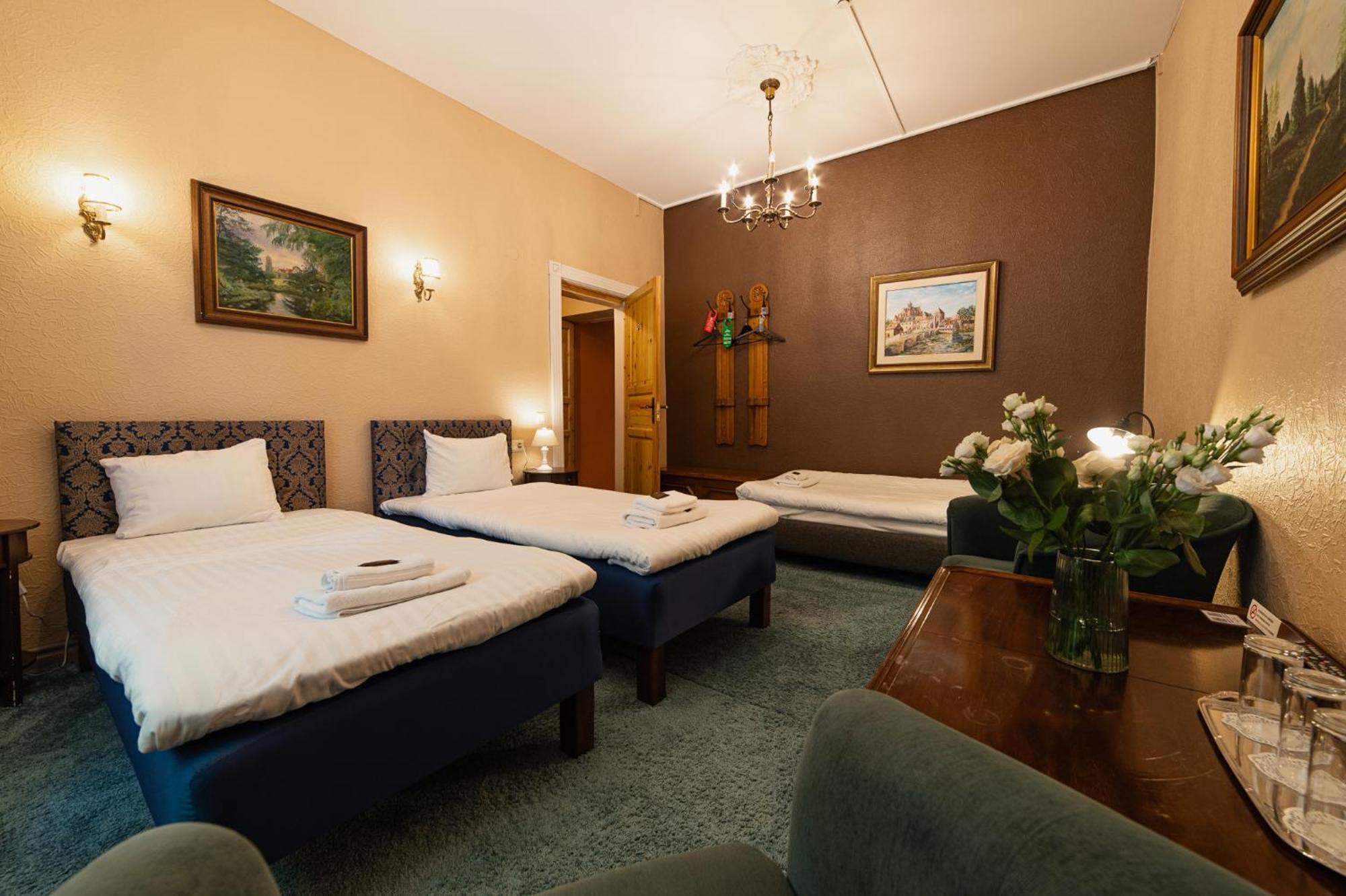 Boutique Hotel Virkas Muiza Kuldīga Buitenkant foto