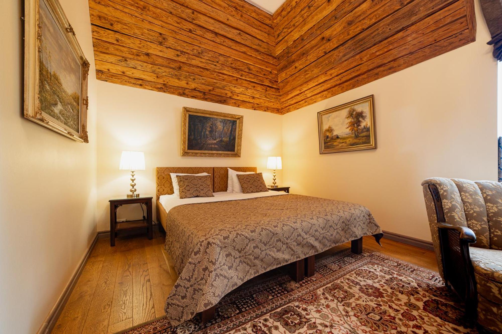 Boutique Hotel Virkas Muiza Kuldīga Buitenkant foto